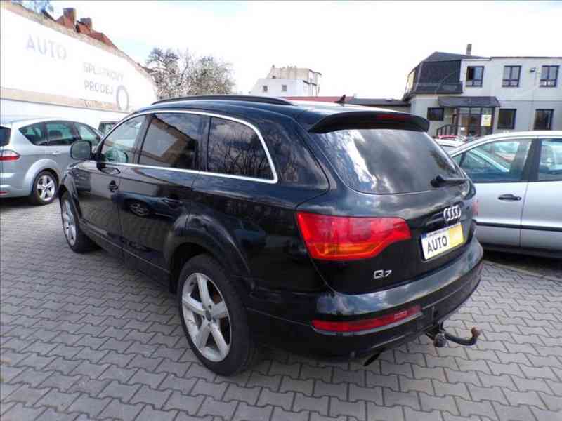 Audi Q7 3,0 TDI S-Line,7míst - foto 3