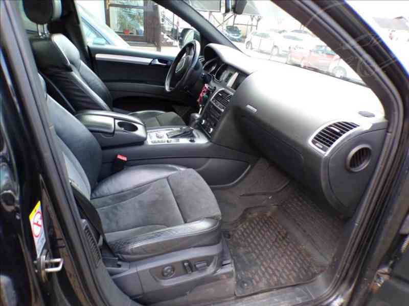Audi Q7 3,0 TDI S-Line,7míst - foto 15
