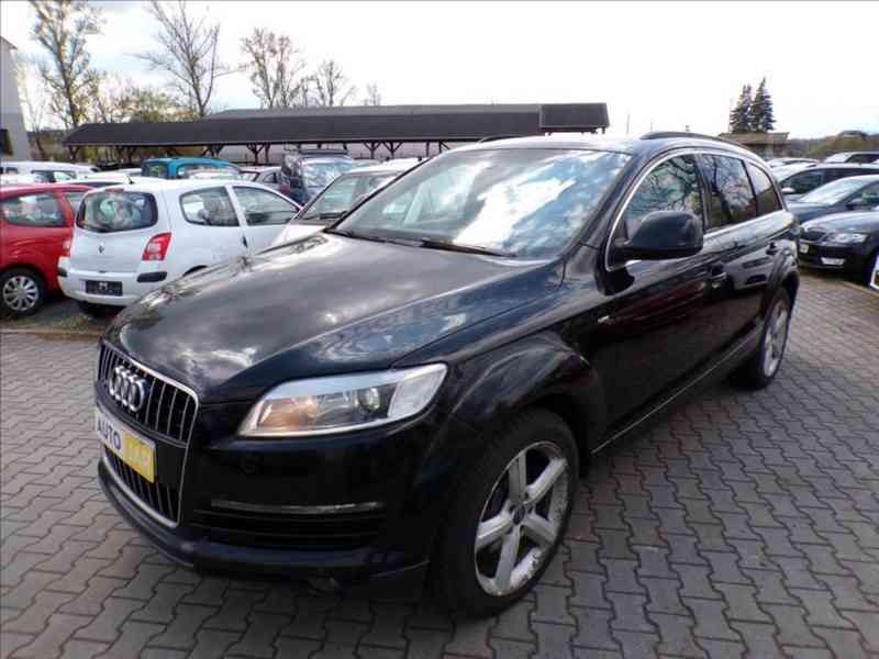 Audi Q7 3,0 TDI S-Line,7míst - foto 2