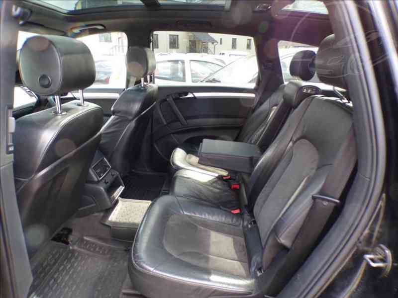 Audi Q7 3,0 TDI S-Line,7míst - foto 10