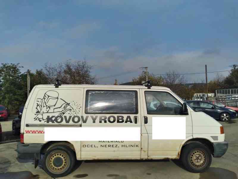 VOLKSWAGEN TRASNPORTÉR T4 2.5 TDI 6 MÍST - foto 5