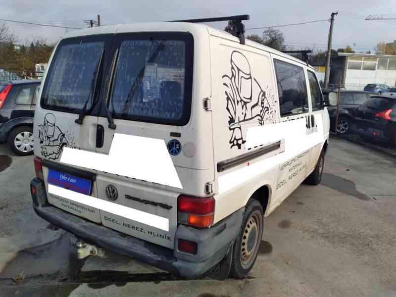 VOLKSWAGEN TRASNPORTÉR T4 2.5 TDI 6 MÍST - foto 8