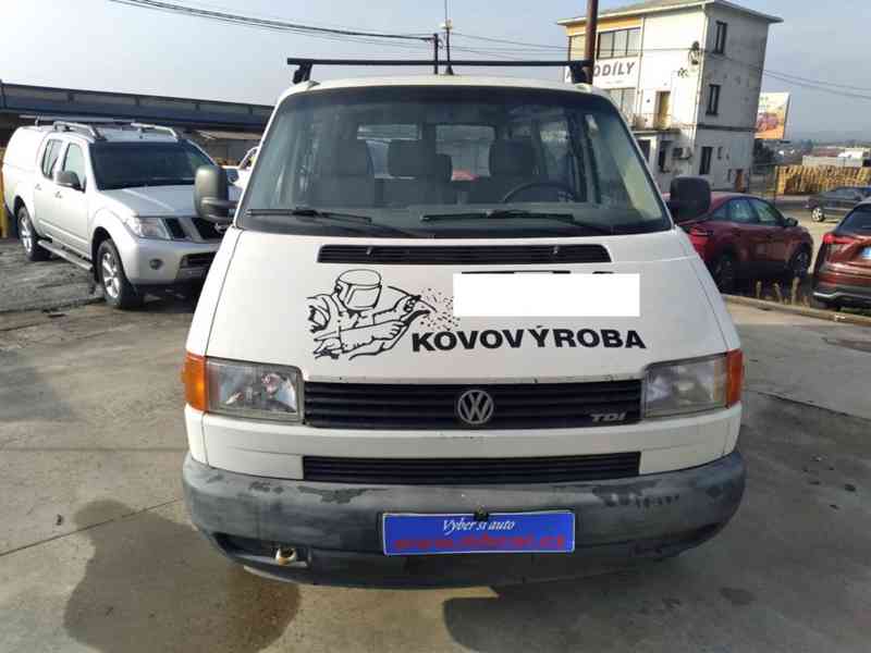 VOLKSWAGEN TRASNPORTÉR T4 2.5 TDI 6 MÍST - foto 2