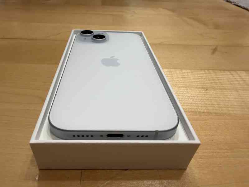 iPhone 15 256GB modrý - foto 3