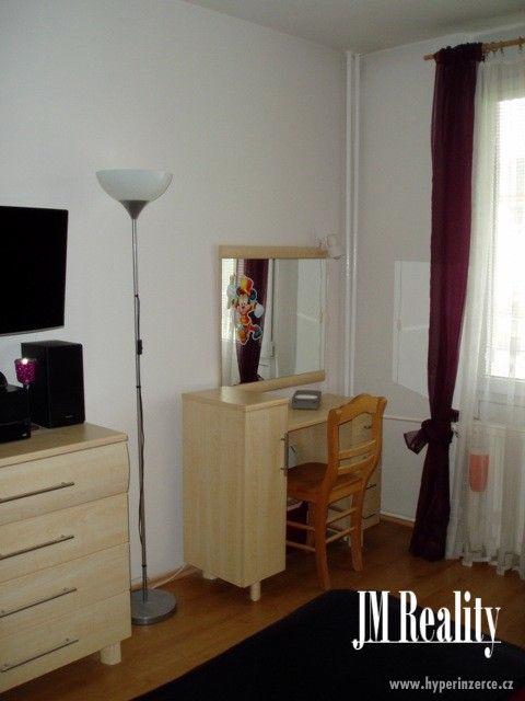 Nadstandardní byt 3+1/L, OV, 85 m2 /zděné jádro/ - Smiřice - foto 7