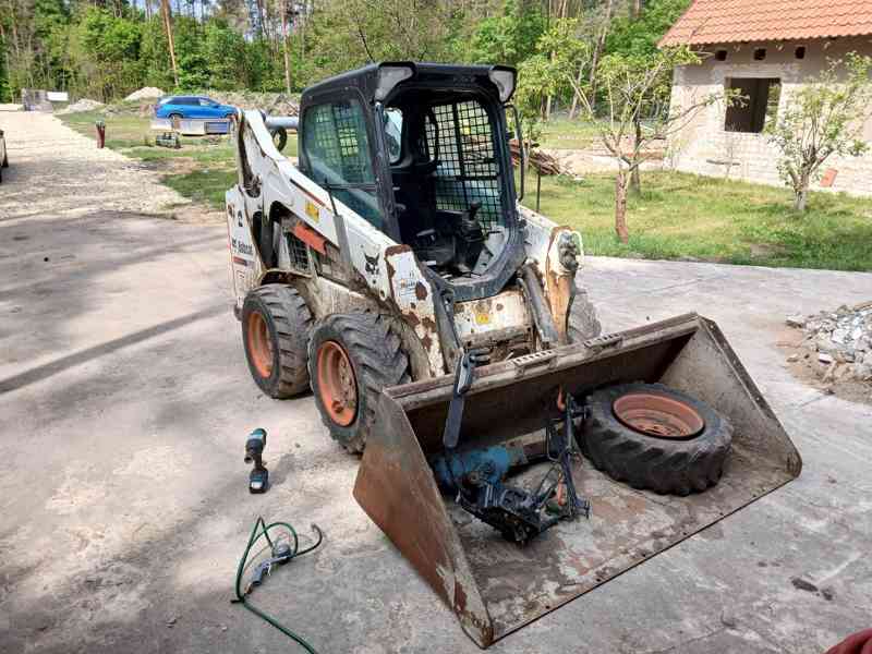 BOBCAT S530, smykem řízený kolový nakladač - foto 7