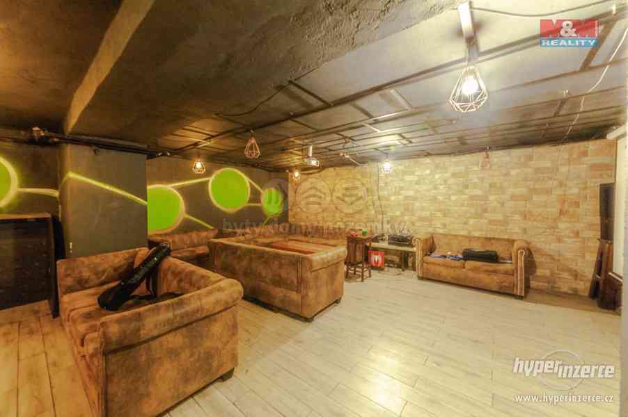 Pronájem, restaurace, 597 m2, Praha 2, ul. Balbínova - foto 2