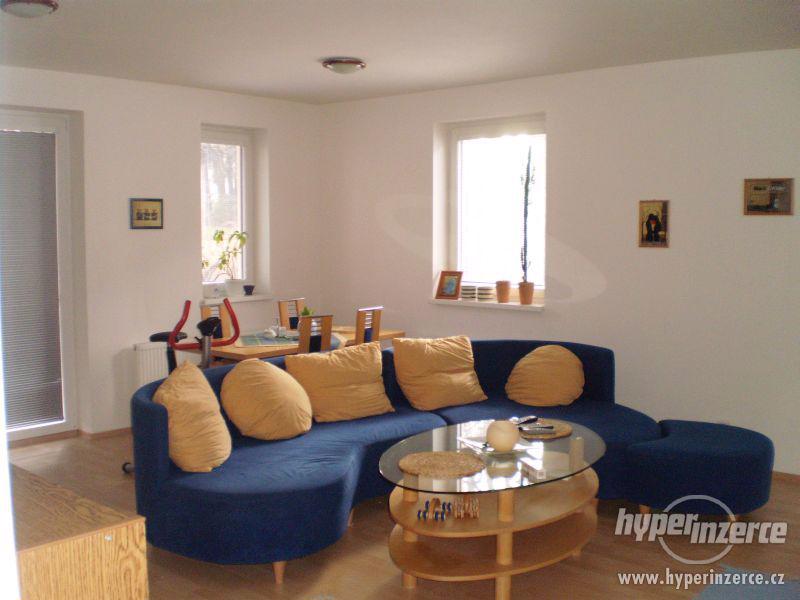 Nabízíme k pronájmu byt 2+KK s 2 balkony v Plzni, U Ježíška - foto 8