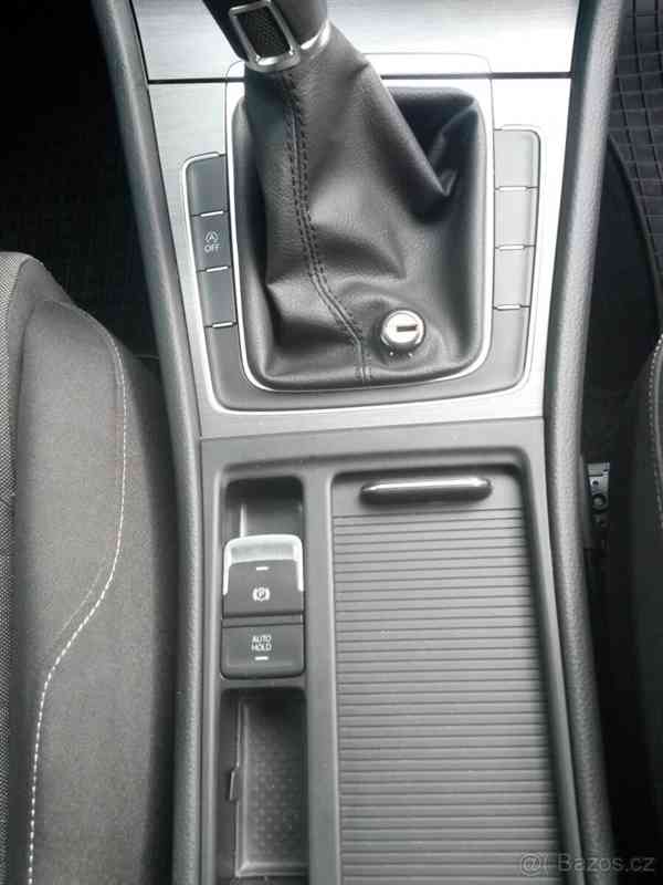 Volkswagen Golf 1,4   TSI 90kW (R-Line paket) - foto 12