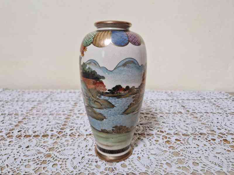 Bohatě zdobená zlacená Váza s Gejšami Satsuma Japonsko - foto 6