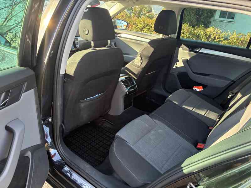 Prodám Škoda Superb III combi  - foto 10