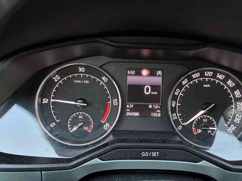 Prodám Škoda Superb III combi  - foto 5