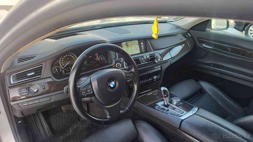 BMW 740 xDrive 230 kw - foto 14