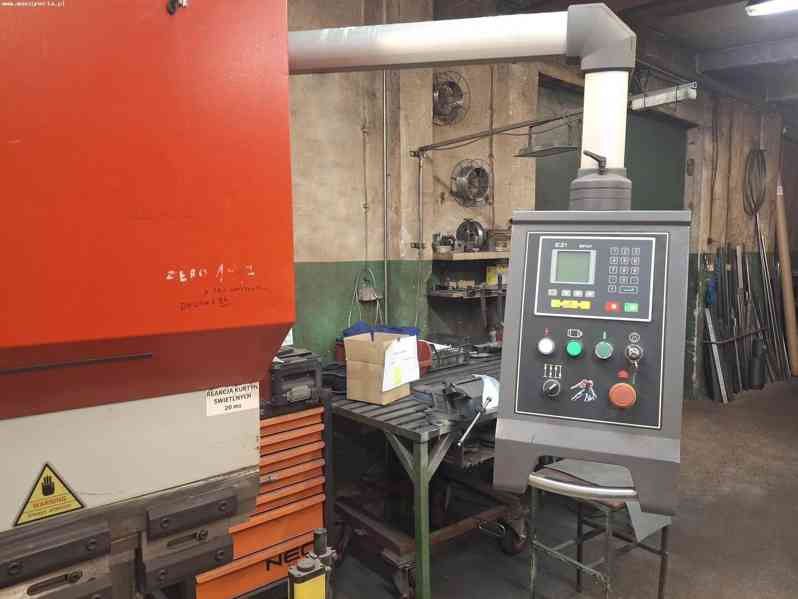 CNC hydraulický ohraňovací lis MTP PBH 125x3200 - foto 2