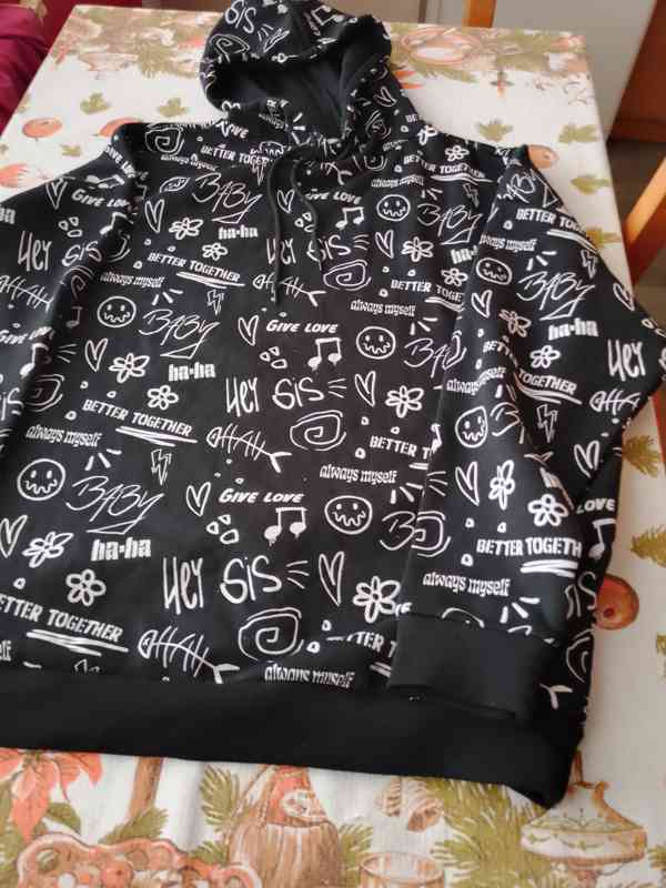 Dámskou zateplenou mikinu