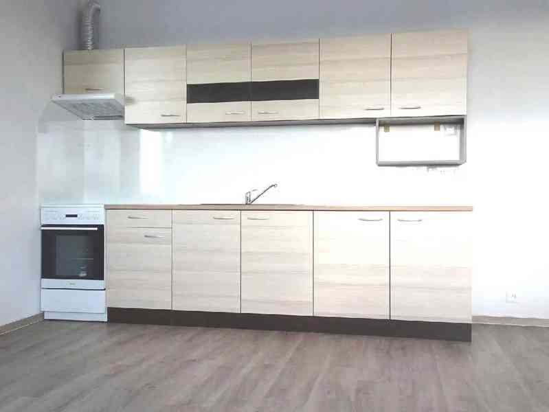 Pronájem bytu 1+kk 43 m² - foto 5