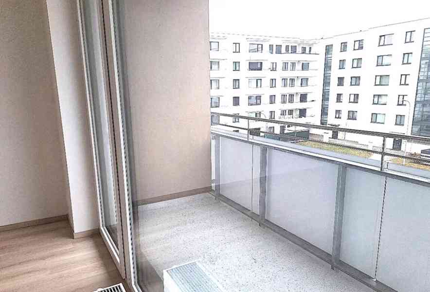 Pronájem bytu 1+kk 43 m² - foto 10