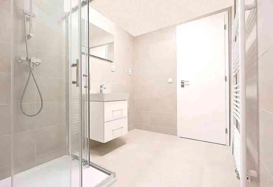 Pronájem bytu 1+kk 43 m² - foto 7
