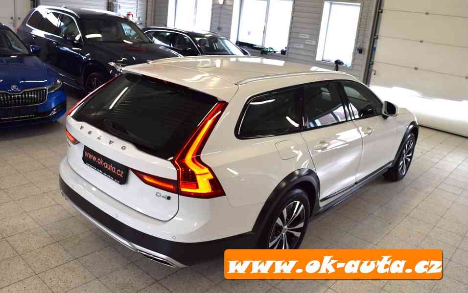 Volvo V90 2.0 D4 CROSS COUNTRY AWD 2019 - foto 5