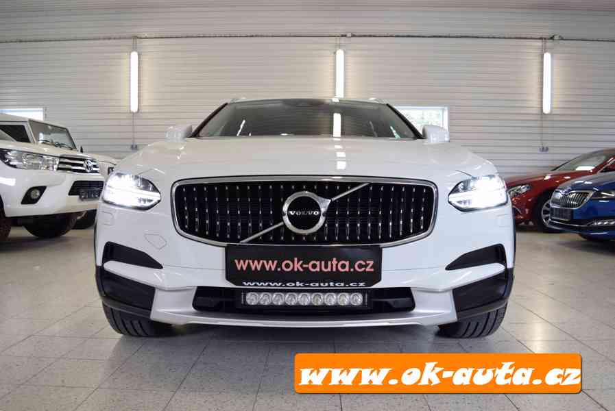 Volvo V90 2.0 D4 CROSS COUNTRY AWD 2019 - foto 7