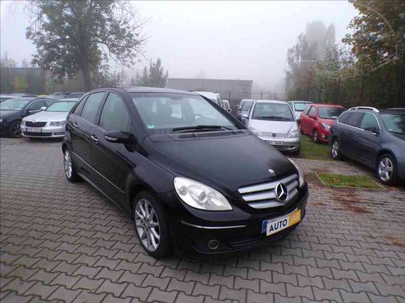 Mercedes-Benz 2,0 200CDI - foto 1