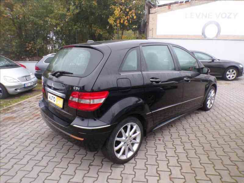 Mercedes-Benz 2,0 200CDI - foto 4