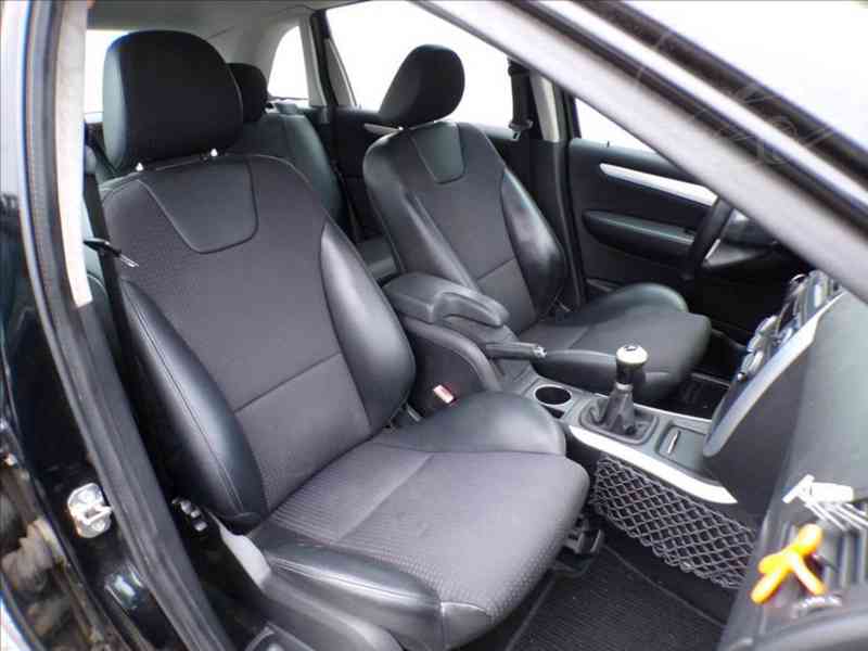 Mercedes-Benz 2,0 200CDI - foto 12