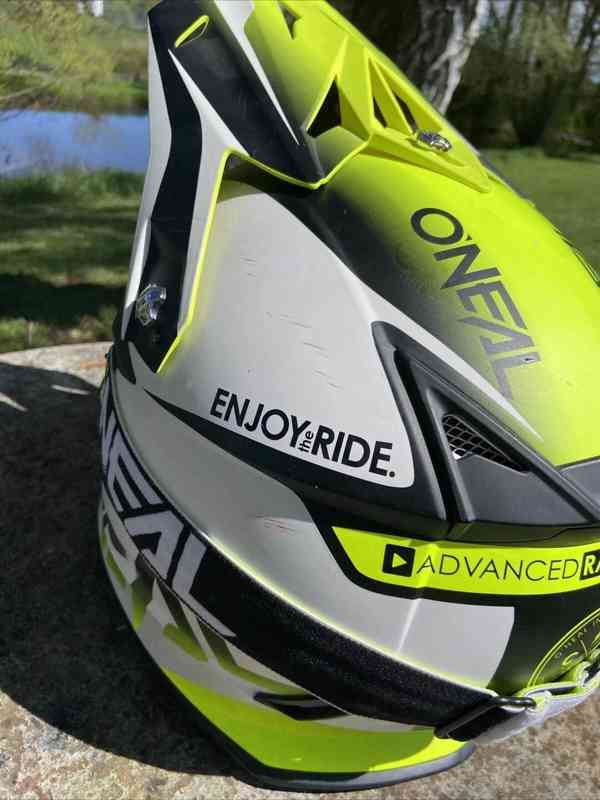Motokrosová přilba Oneal 5 series - foto 4