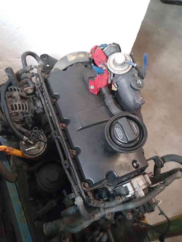 motor Škoda 1,9 - foto 3