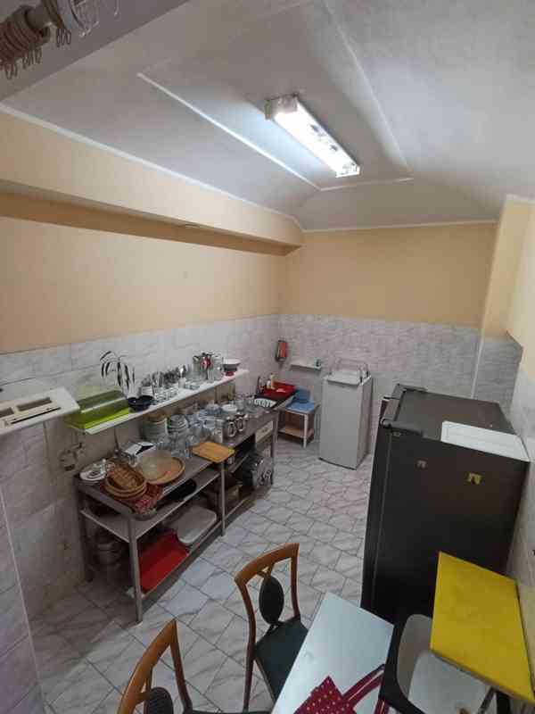 Pronájem komerčních prostor (63 m² a 92 m²), Praha 5 - Anděl - foto 7