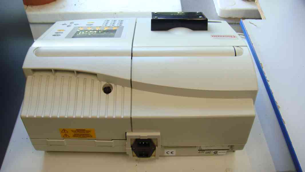 Spektrofotometr Helios Gamma UV/VIS - foto 2