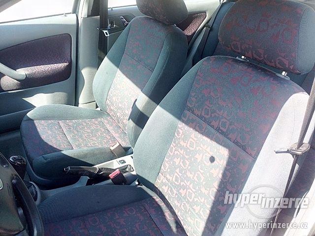 Škoda Octavia Combi 1.6 GLXi na splátky bez registů - foto 5