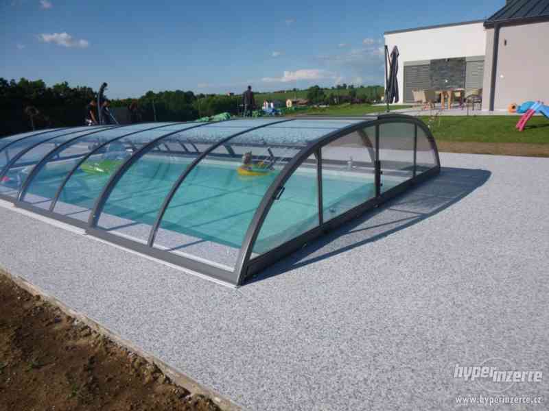Zastřešení bazénu Antracit 740x360(390)x80 - foto 4