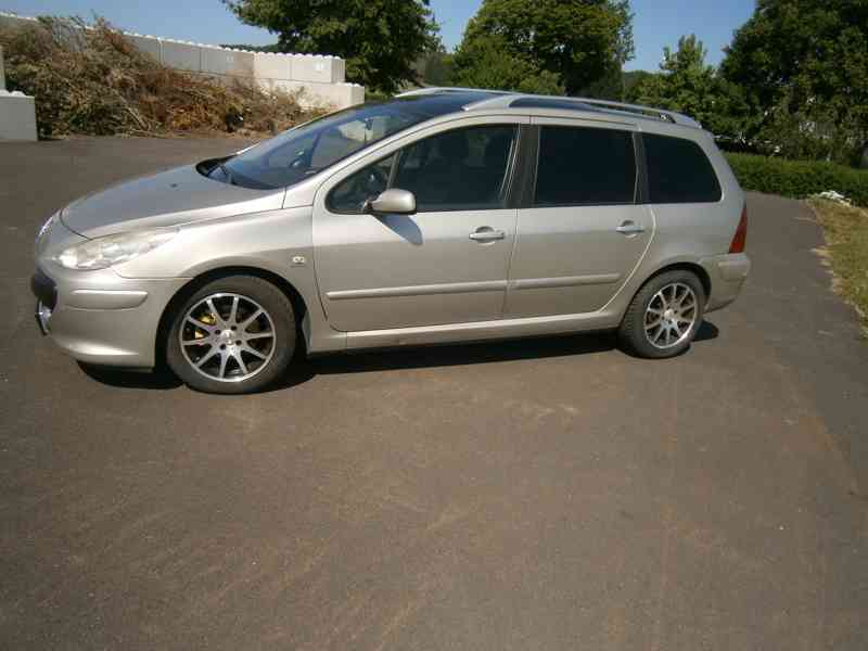 peugeot 307 sw 16 hdi - foto 3