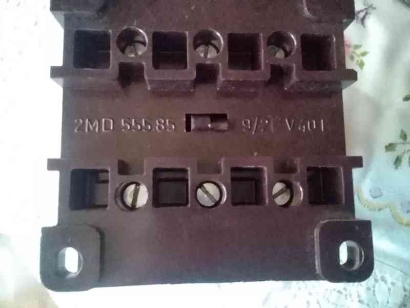 třífázový stykač V40E, napětí 660V a proud 40A, s ovládací c - foto 7