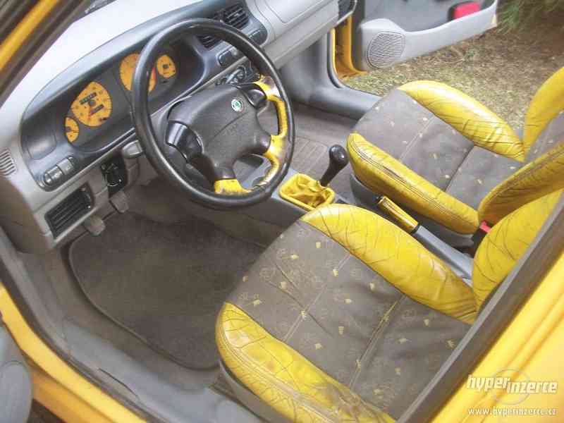 Škoda Felicia pick-up Fun v kůži - 1,6 benzin - foto 19