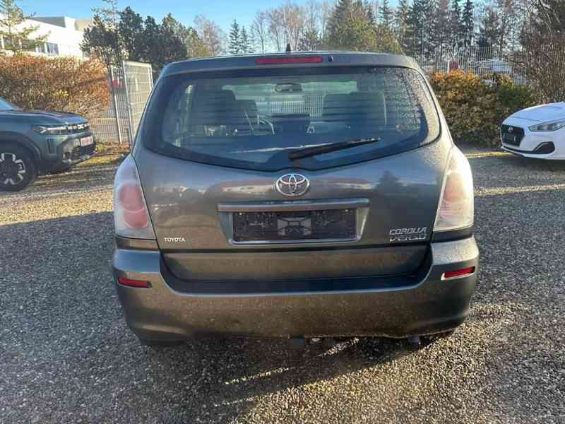 Toyota Corolla Verso 1.8i Executive benzín 95kw - foto 6