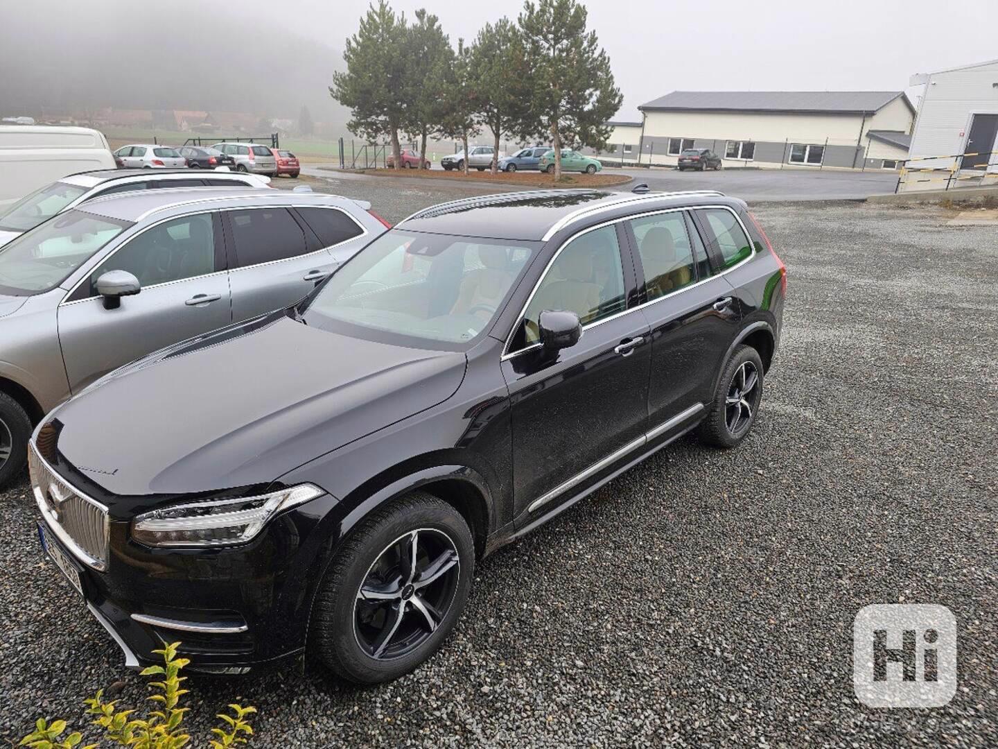 Volvo XC90 - foto 1