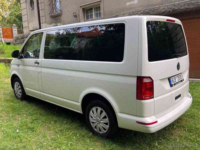 Volkswagen Multivan 2,0   TDI T6 /110KW/2019/MANUÁL - foto 2