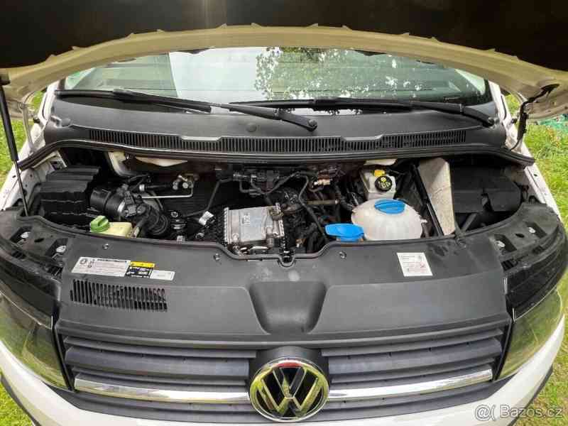 Volkswagen Multivan 2,0   TDI T6 /110KW/2019/MANUÁL - foto 4