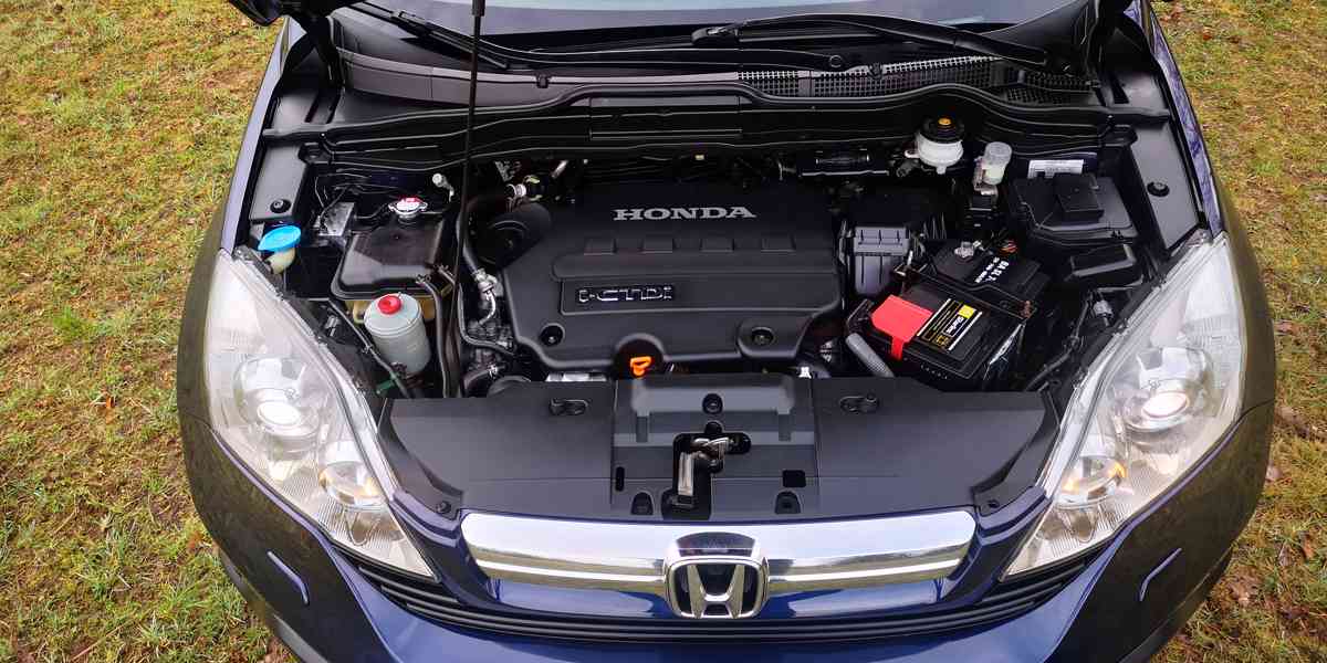 Honda CR-V 2.2 CTDI - 103kw. . 4X4 . . PĚKNÝ STAV - foto 28
