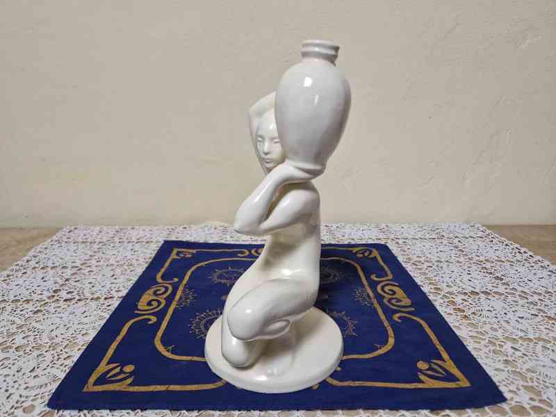 Krásná keramická plastika Dívčí Akt Horní Bříza Signace - foto 10