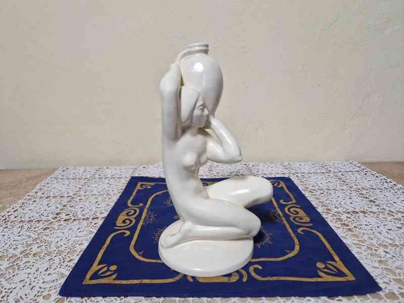 Krásná keramická plastika Dívčí Akt Horní Bříza Signace - foto 4