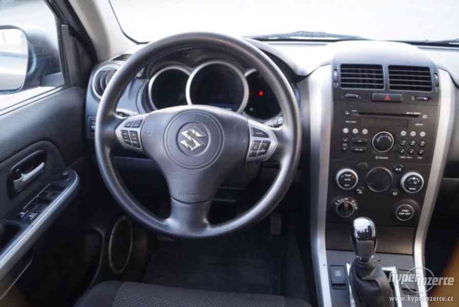Suzuki Grand Vitara 2.4i 4x4 - foto 2