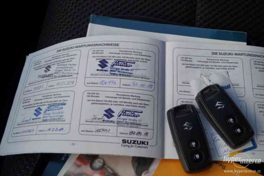 Suzuki Grand Vitara 2.4i 4x4 - foto 3