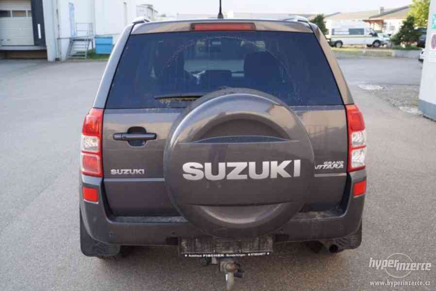 Suzuki Grand Vitara 2.4i 4x4 - foto 7