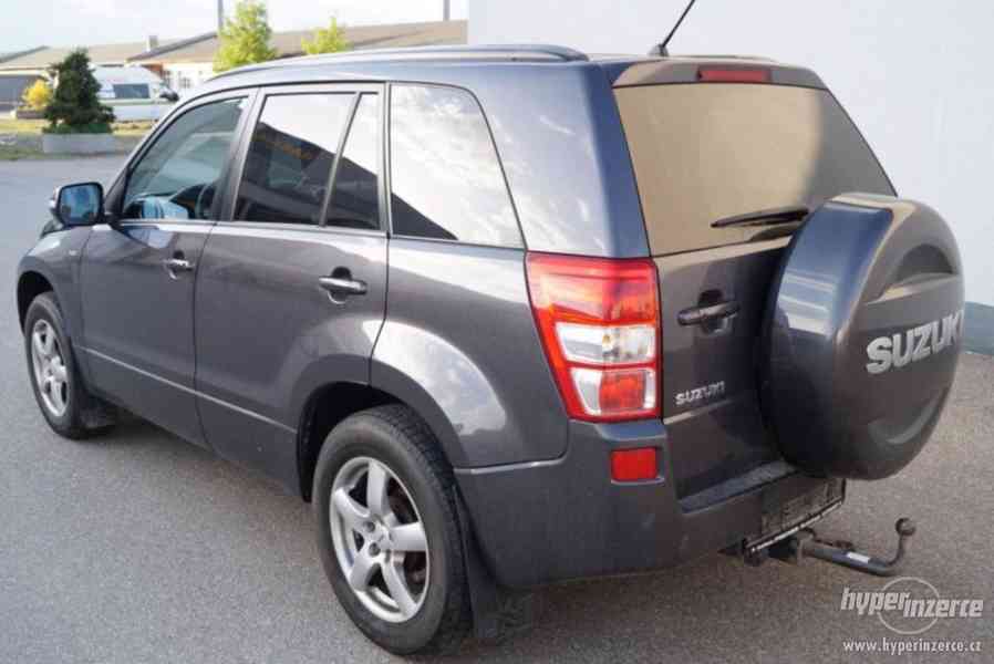 Suzuki Grand Vitara 2.4i 4x4 - foto 10