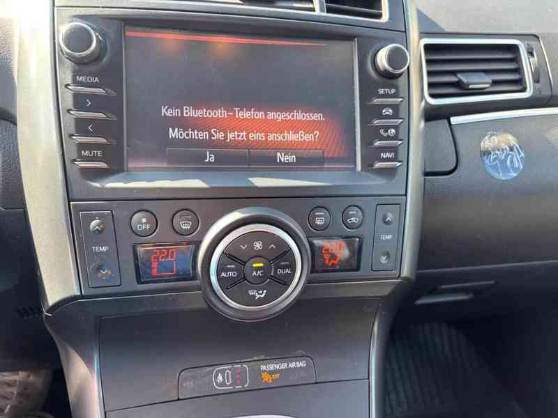 Toyota Verso 1,8i Edition-S+ benzín 108kw - foto 6