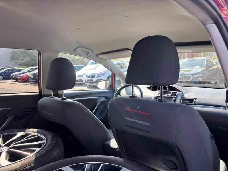 Toyota Verso 1,8i Edition-S+ benzín 108kw - foto 3