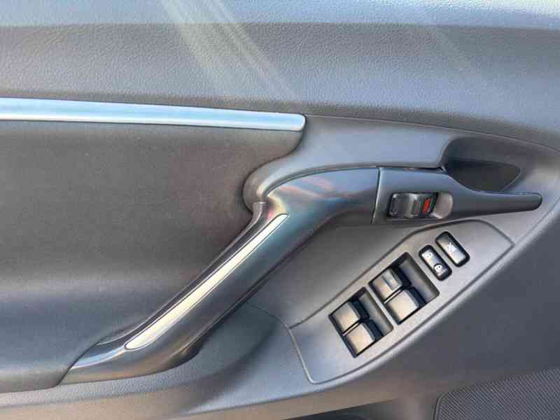 Toyota Verso 1,8i Edition-S+ benzín 108kw - foto 8